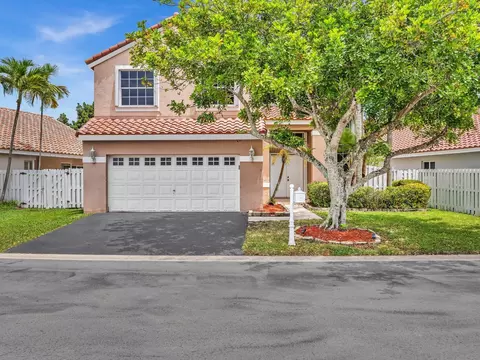 305 Somerset Way, Weston, FL 33326