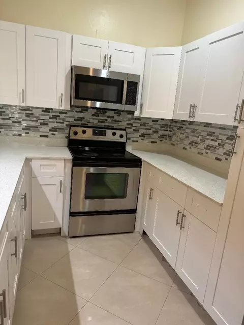 5201 SW 31st Ave #241, Fort Lauderdale, FL 33312