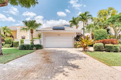 7725 Travelers Tree Dr, Boca Raton, FL 33433