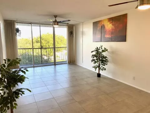 4501 NE 21 #406, Fort Lauderdale, FL 33308