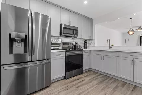 11637 NW 11th St #11637, Pembroke Pines, FL 33026