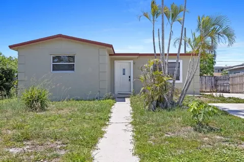 420 NE 27, Boynton Beach, FL 33435
