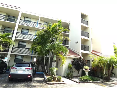 116 Lake Emerald Dr #302, Oakland Park, FL 33309
