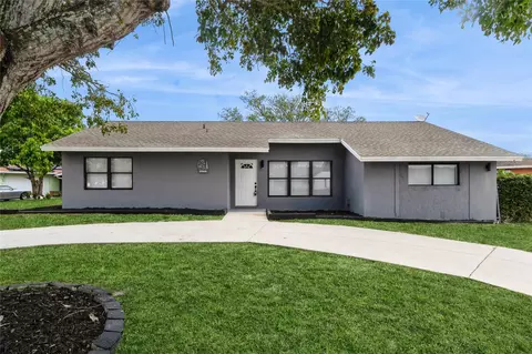 2966 Via Vizcaya, Lake Worth, FL 33461