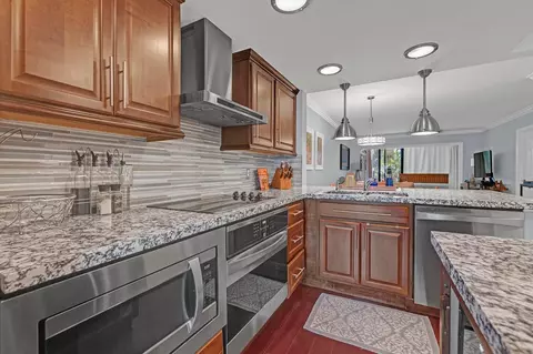 2350 NE 14th Street Cswy #103, Pompano Beach, FL 33062