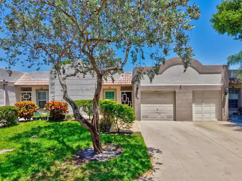 18940 Stewart Cir #2, Boca Raton, FL 33496