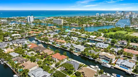 2342 NE 26th St, Lighthouse Point, FL 33064