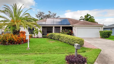 837 SW Amethist, Port Saint Lucie, FL 34953