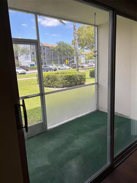 650 SW 124th Ter #103P, Hollywood, FL 33027