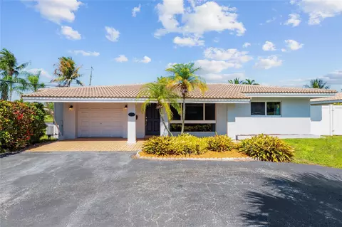 300 SE 1st Ave, Pompano Beach, FL 33060