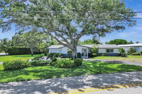 2761 NE 12th St, Pompano Beach, FL 33062