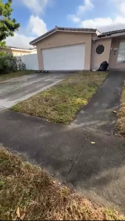 2101 N 52nd, Hollywood, FL 33021
