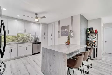 8051 Ambach Way #25-B, Hypoluxo, FL 33462
