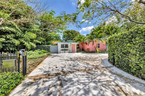 1213 NE 5th St, Pompano Beach, FL 33060