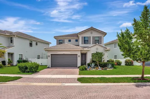 3851 NW 87th Way, Coral Springs, FL 33065