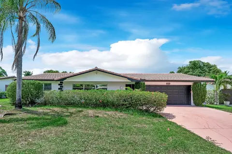 11055 NW 37th St, Coral Springs, FL 33065