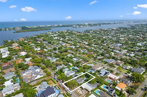 246 Seville Rd, West Palm Beach, FL 33405