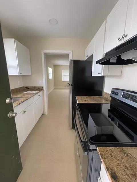 1250 E Sample Rd #108, Pompano Beach, FL 33064