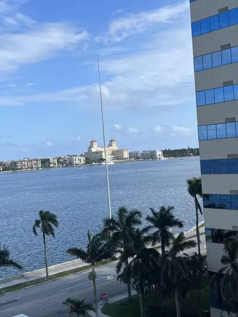 1551 N Flagler Dr #716, West Palm Beach, FL 33401