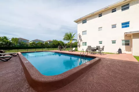 8821 NW 38th Dr #205A, Coral Springs, FL 33065