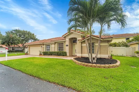 3433 Sands Hbr, Pompano Beach, FL 33069