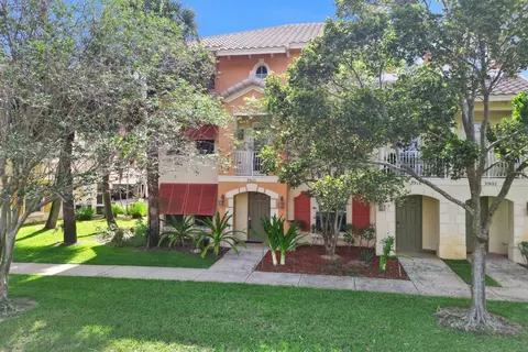 3915 Passion Flower #3915, Coconut Creek, FL 33073