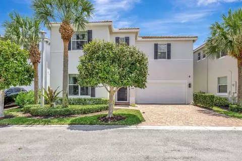 452 Tiffany Oaks, Boynton Beach, FL 33435