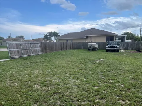 4122 SW Baird St, Port St Lucie, FL 34953