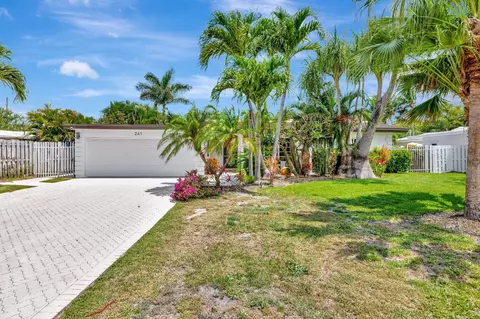 241 Bombay Ave, Lauderdale By The Sea, FL 33308