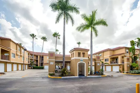 761 N Pine Island Rd #106, Plantation, FL 33324