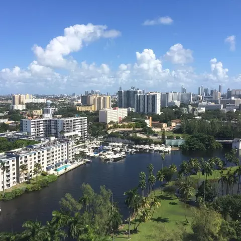 1861 NW South River Dr #2008, Miami, FL 33125