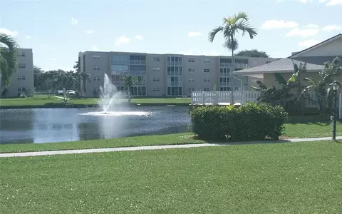206 SE 10th St #108, Dania Beach, FL 33004