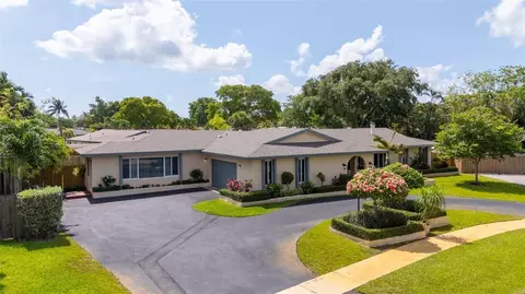 740 NW 74th, Plantation, FL 33317