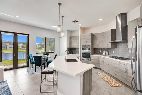 10480 Waves, Parkland, FL 33076