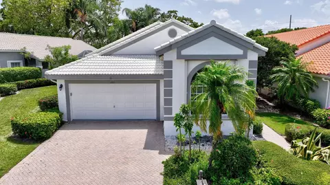 11917 Fountainside Cir, Boynton Beach, FL 33437