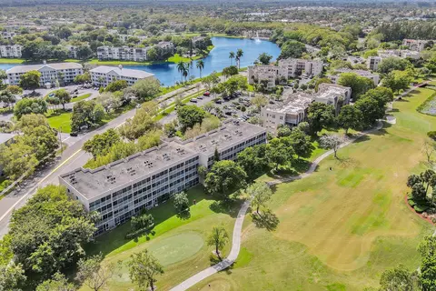 9470 Tangerine Pl #104, Davie, FL 33324