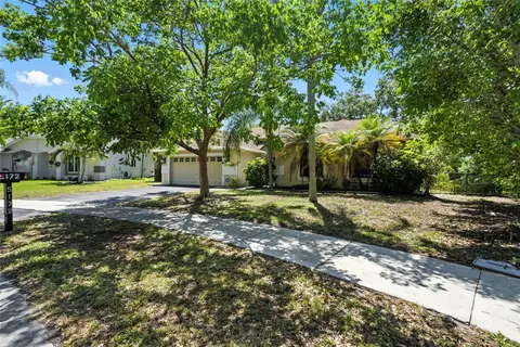 5172 NW 53rd Ave, Coconut Creek, FL 33073