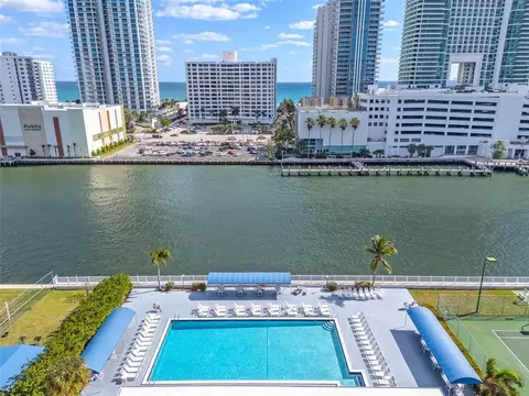 400 Leslie Dr #403, Hallandale Beach, FL 33009