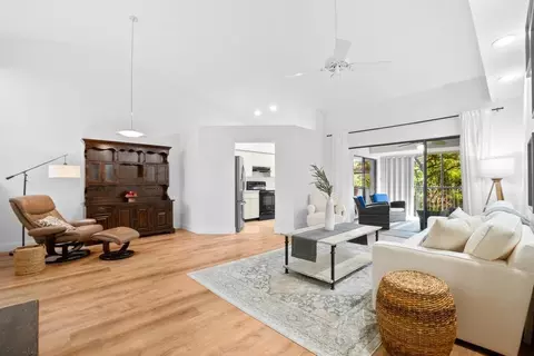 3315 Water Oak #1302, Hollywood, FL 33021