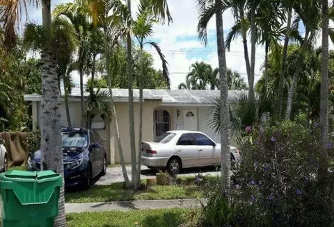4841 NW 19th Ct, Lauderhill, FL 33313 photo 3