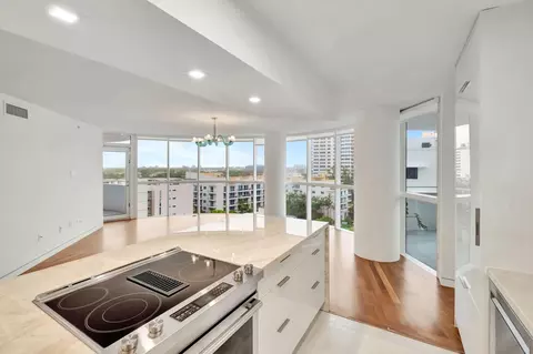 6301 Collins Ave #1007, Miami Beach, FL 33141