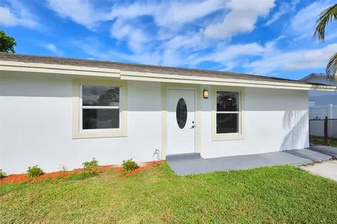 8141 SW 6th Ct, North Lauderdale, FL 33068