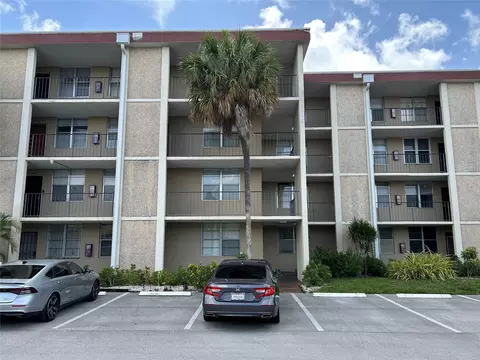 2601 NW 48th Ter #143, Lauderdale Lakes, FL 33313