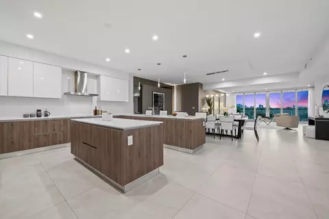 321 N Birch Rd #502, Fort Lauderdale, FL 33304