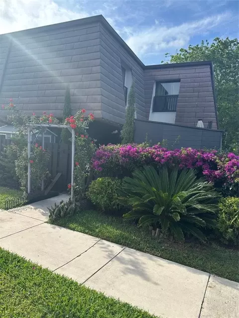 2648 NW 99th #2648, Coral Springs, FL 33065