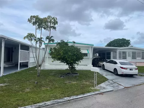 1888 SW 85th Ave, Davie, FL 33324