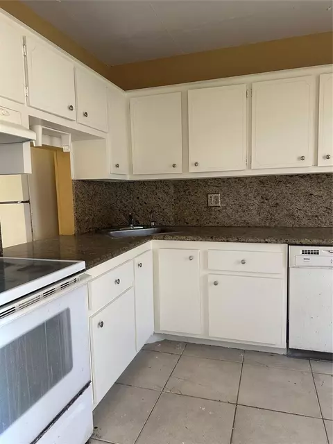 Undisclosed, Tamarac, FL 33319