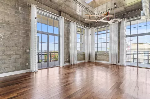 410 NW 1st Ave #701, Fort Lauderdale, FL 33301