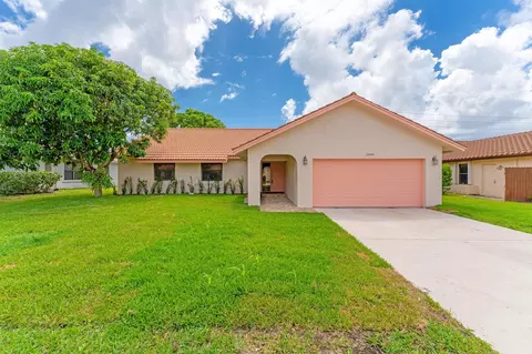 2600 SW 23rd Cranbrook Dr, Boynton Beach, FL 33436
