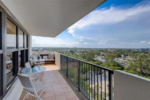 3200 Port Royale Dr #1207, Fort Lauderdale, FL 33308